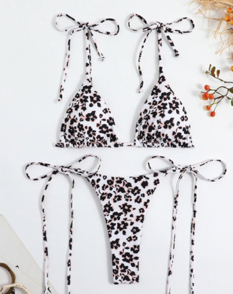 Cheetah Print Bikini – Outfit Made